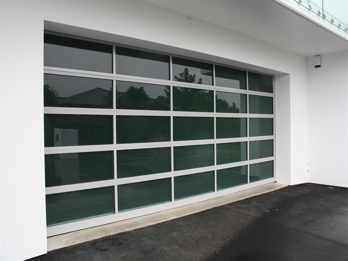 Designer Series (Sectional Garage Doors) Glideaway